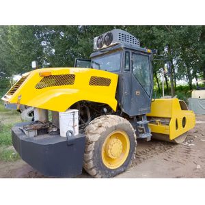 High-Density Surfaces Made Easy with the Lujie Roller Compactor XMR403VT IV A