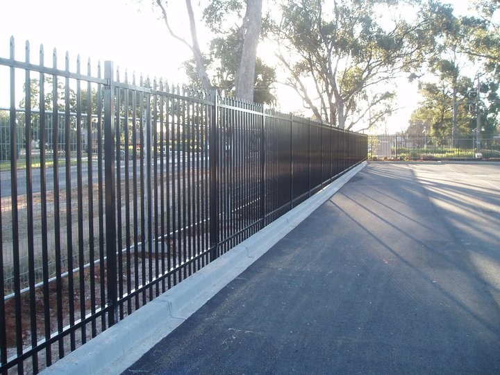 China products reputation 2.1m height cheap security fencing galvanized