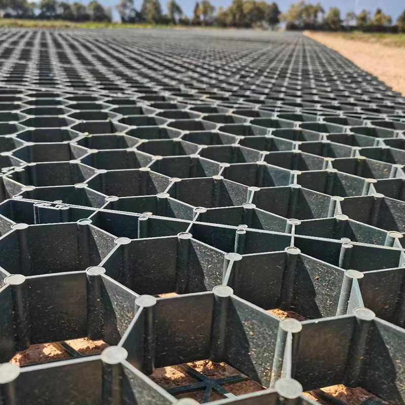 Car Driveway Lawn HDPE Plastic Grass Grid Paving Reinforcement