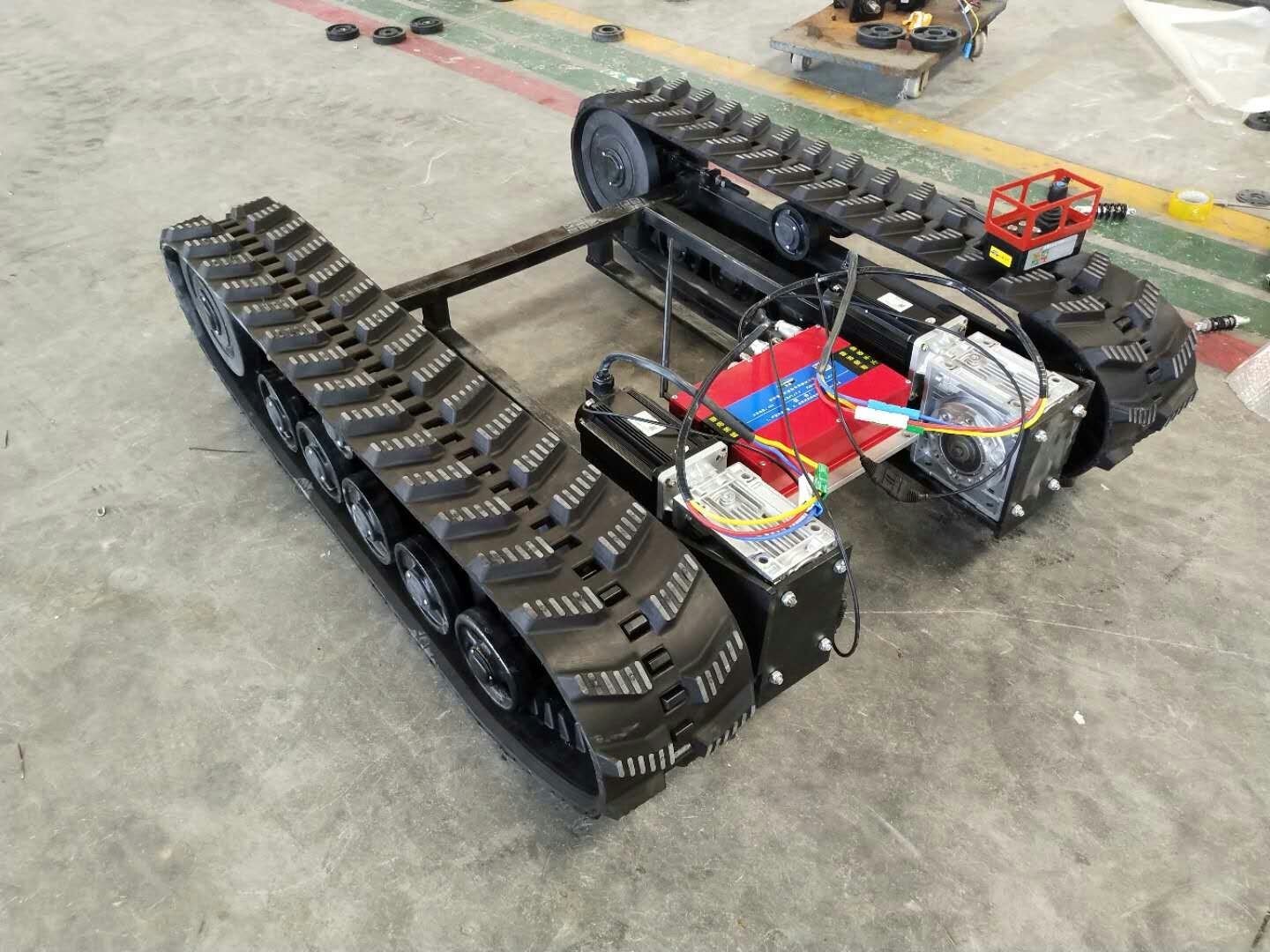  311kg Net Weight Tracked Undercarriage Systems Dp-SD-250 For 800kg Loading Bear Manufactures
