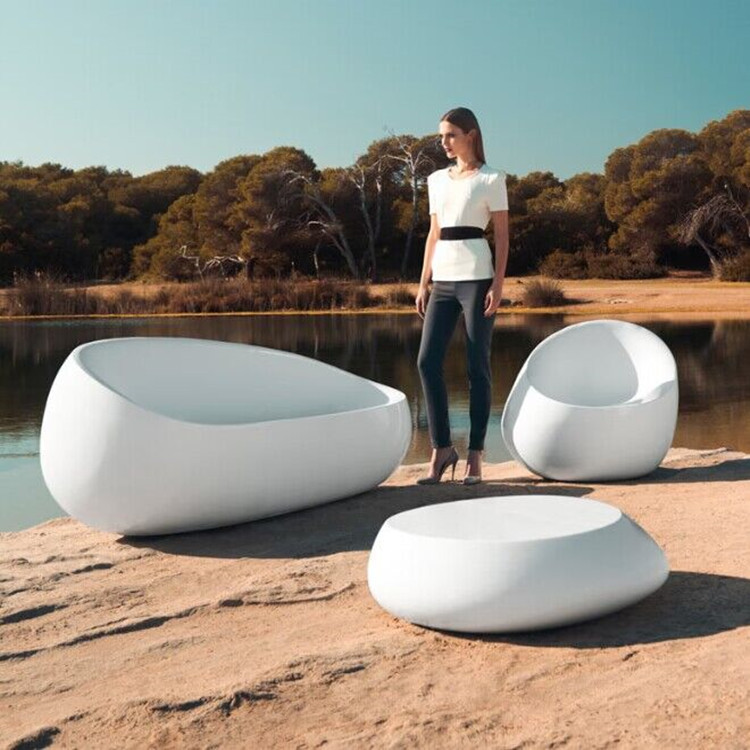 Customized Fiberglass Furniture Fiberglass Resin Table Sets In Vibrant Colors