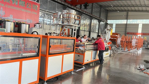 PE Carbon Reinforced Spiral Pipe Production Line / Equipment