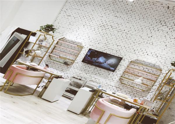 Fashion Firm Nail Polish Wall Rack , Perfume Display Rack Iron Material