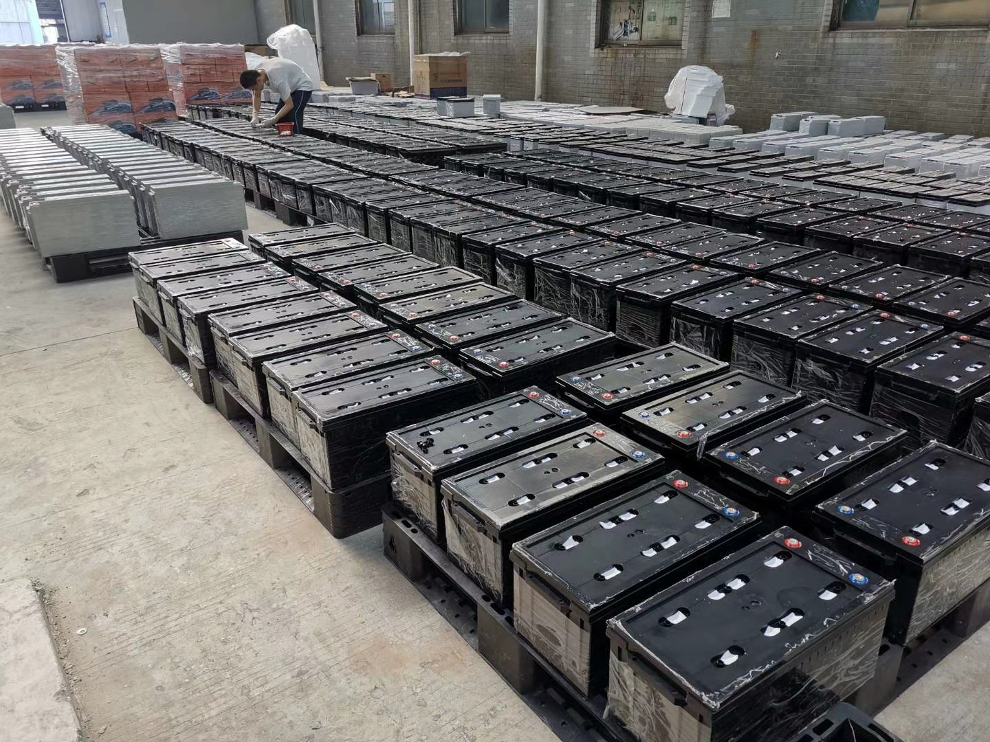 Deep Cycle Lead Acid Storage Battery Solar Gel Battery System 200AH 300AH