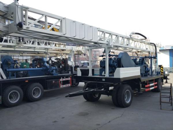 White BZT300 Pile Drilling Machine / Tralier Mounted Drilling Rig 300m Depth