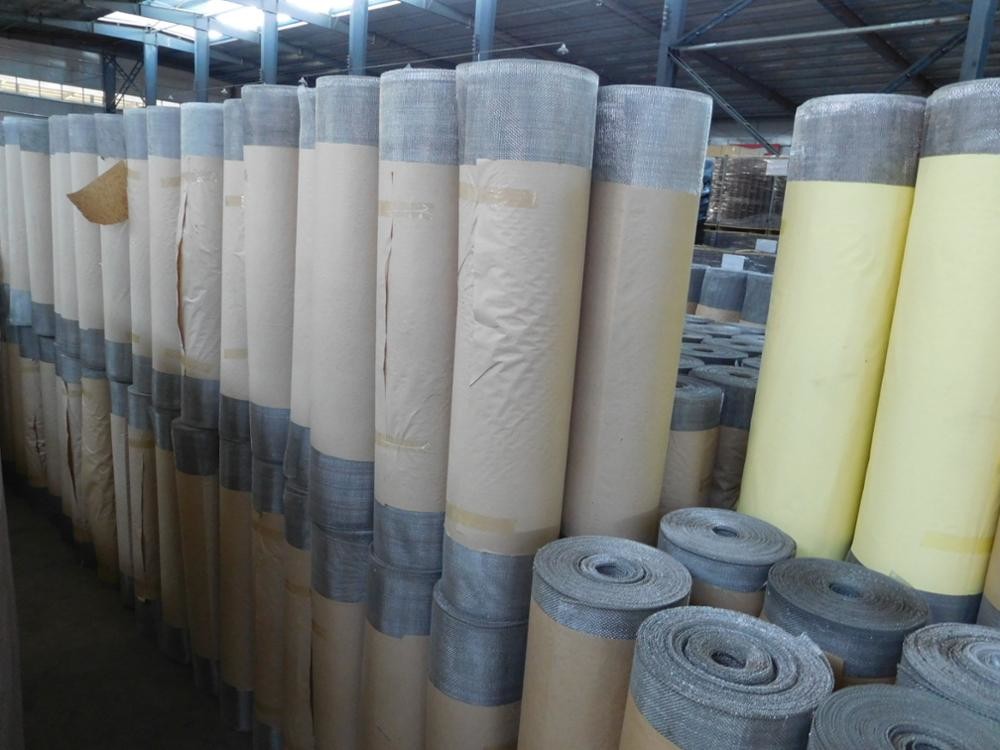 Anti Fly Ventilate Aluminium Window Screen Mesh / Black Coated Wire Mesh 1.5m Width
