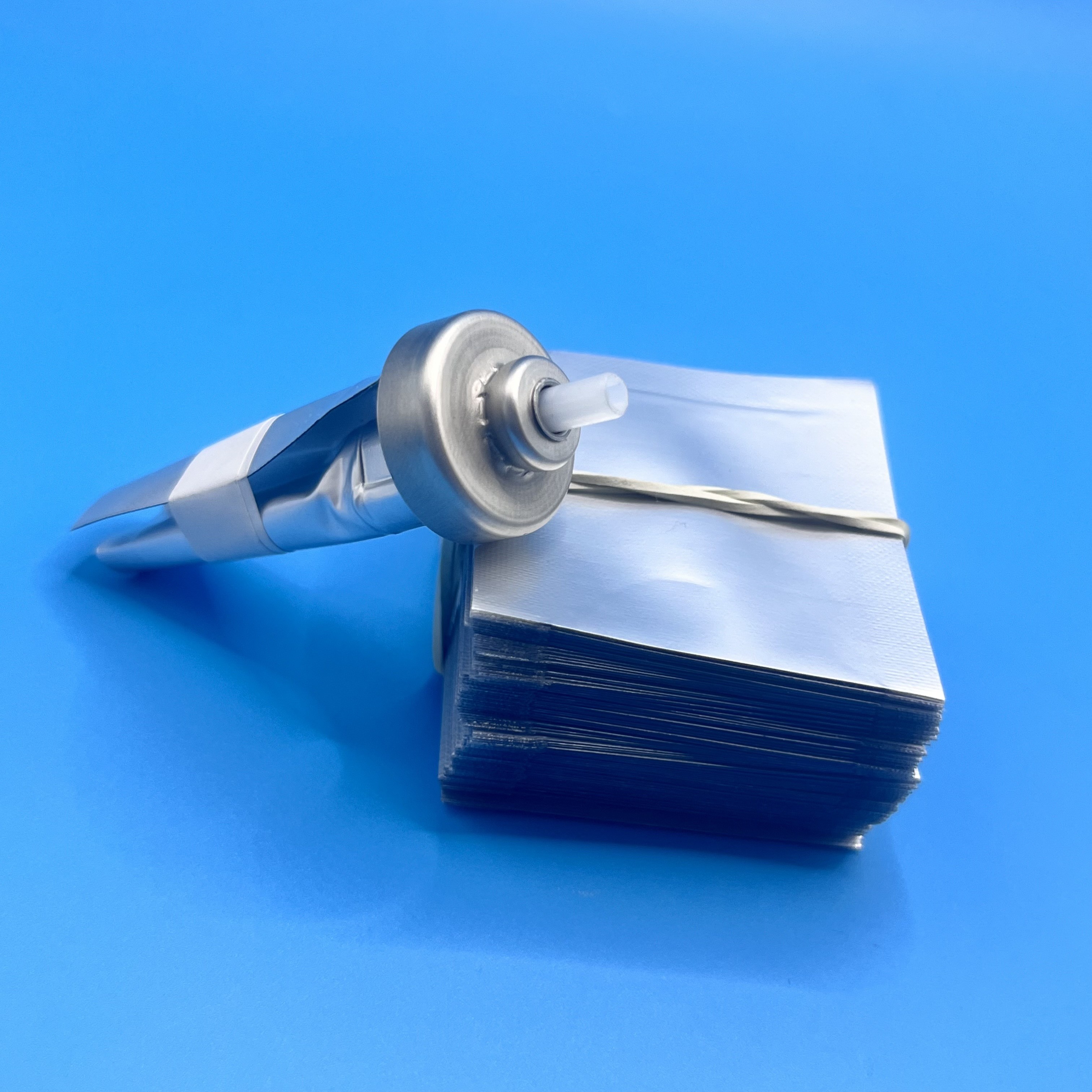 Customized Cylinder Shape Aerosol Bag On Valve With No Leakage