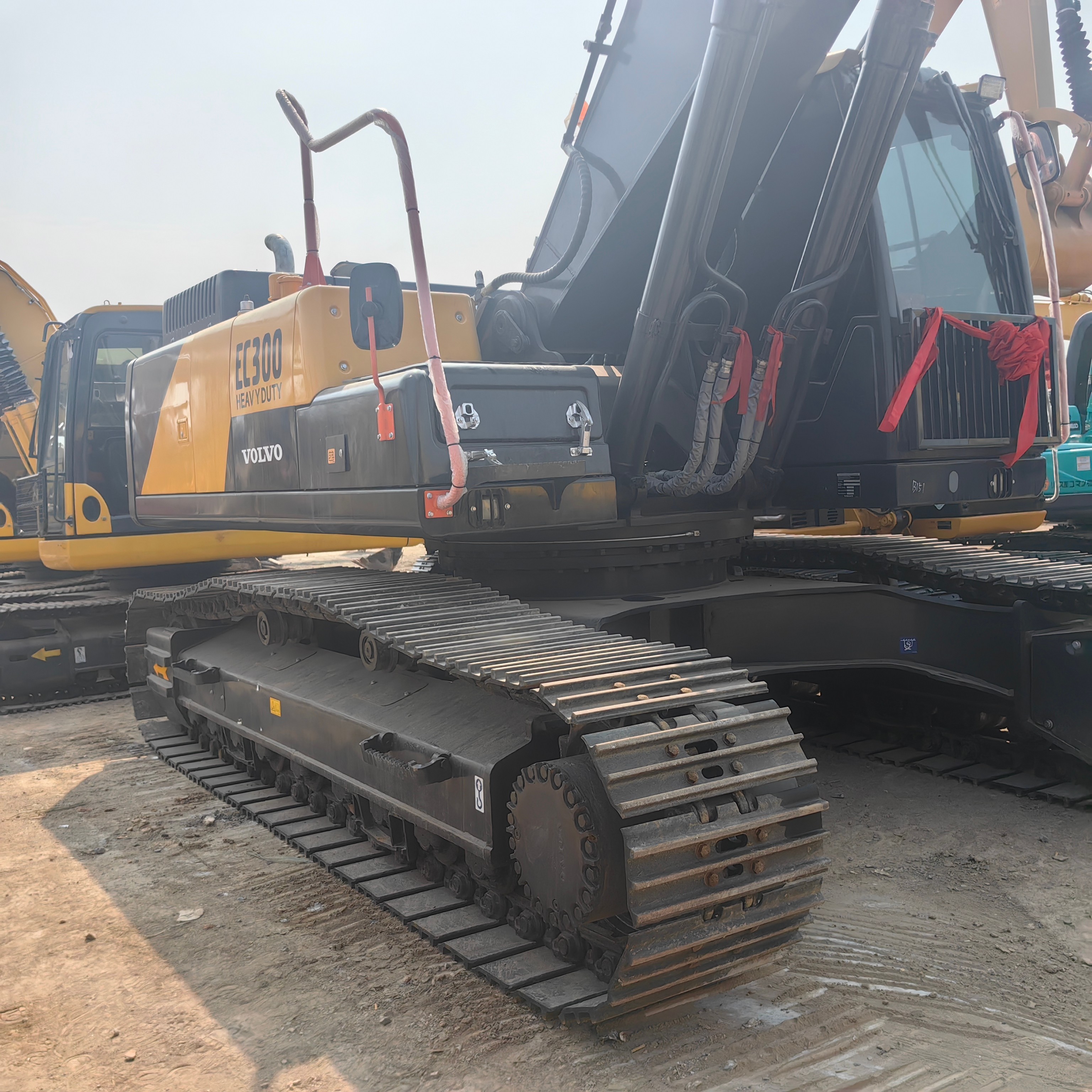 2024 Year Used Volvo Excavators Ec300D 30 Ton Big Size Construction Machinery Digger