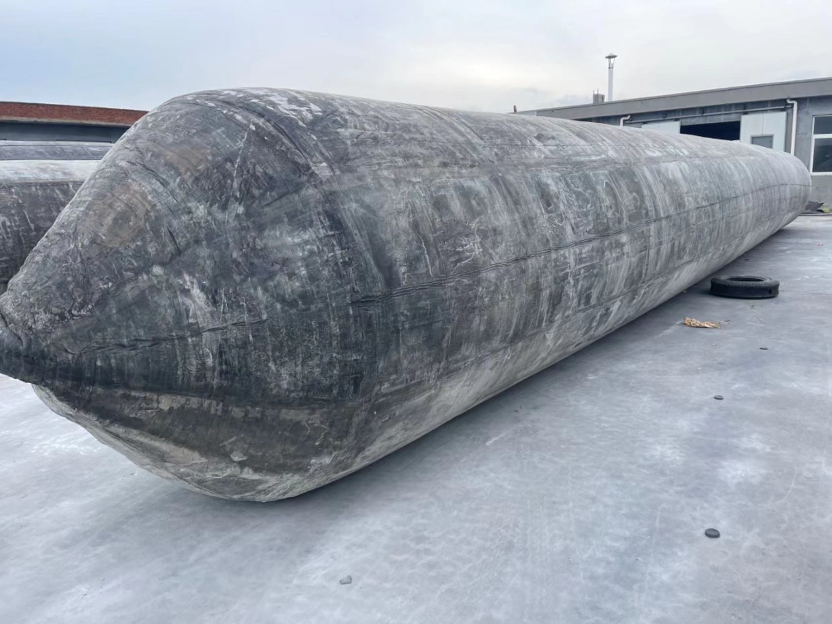 4-15 Layers Cord Ship Launching Airbag Marine Air Bag With 24 Months CCS Certificate