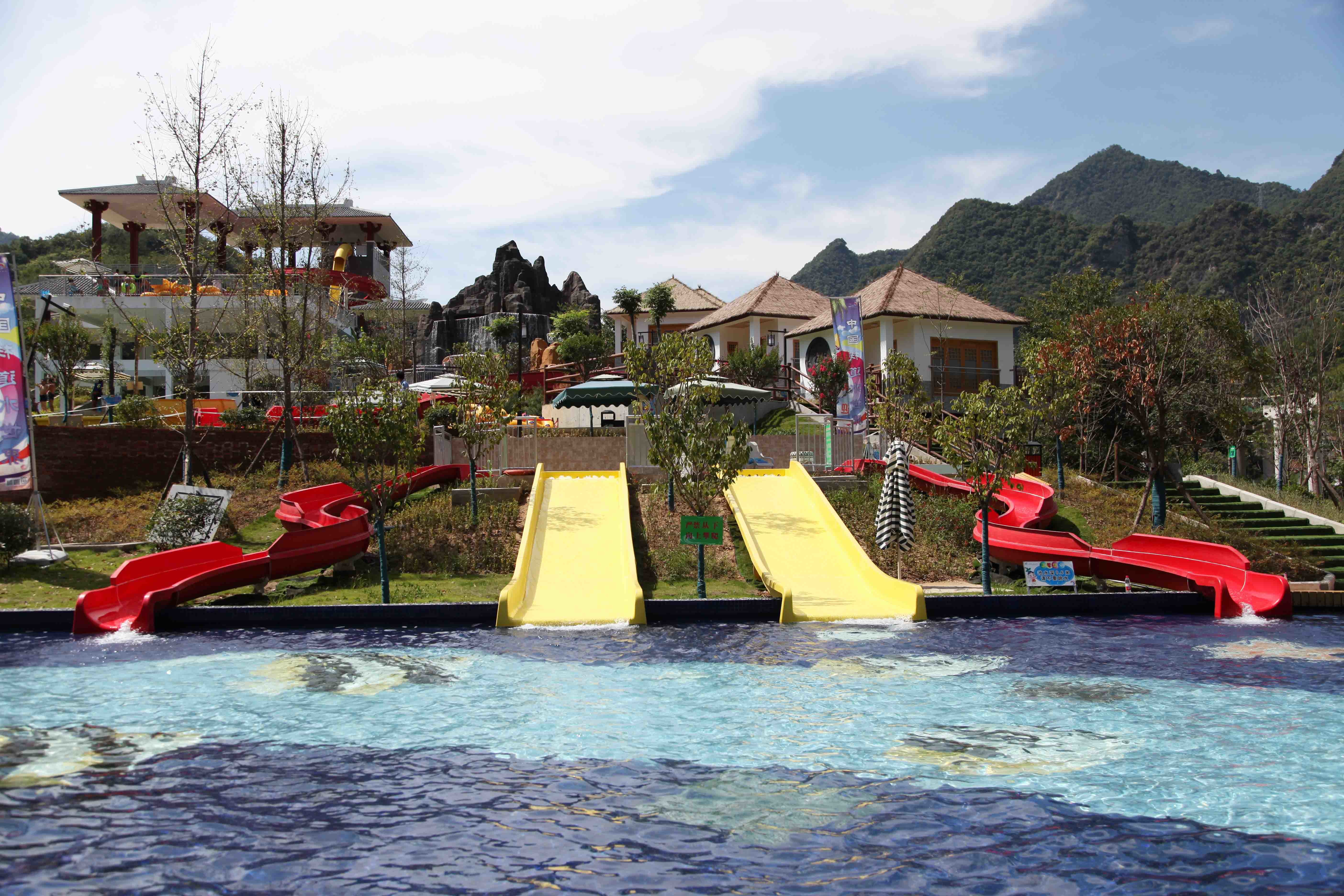 Commercial Fiberglass Kids' Water Slides Water Park Equipment For Swimming Pool