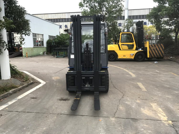 LTMG electric forklift 3ton 2.5ton 2ton 1ton cabin yellow solid tires side shift 4800mm mast