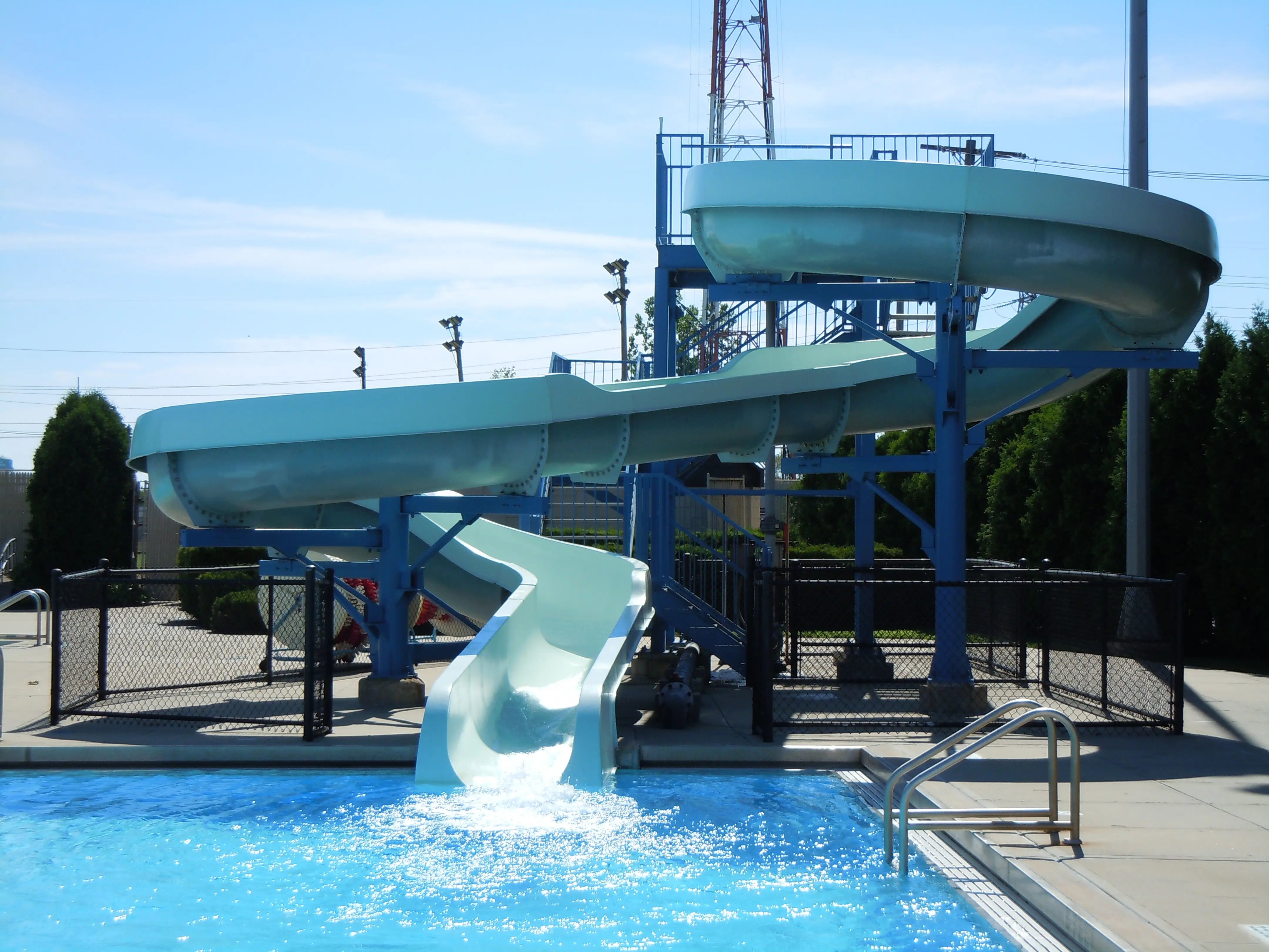 Private Swimming Pool Toys Fiberglass Slide Water Amusement Park Games Rides Indoor Playground Kids
