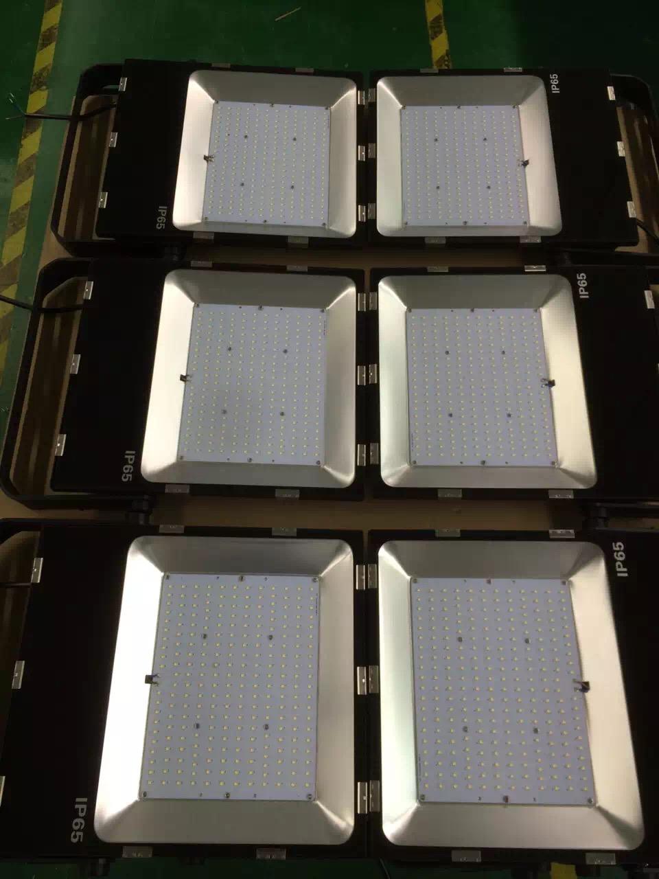 superior quality 200w led flood light led street light led spotlight 120LM/W with Lumileds 3030AC85-277V 5years warranty