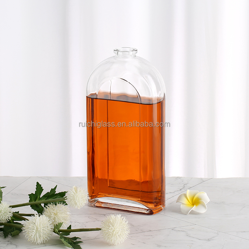 Customize Sealing Type Latest Design Whisky Vodka Glass Bottle for Beverage Industry