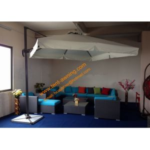 China Cantilever Parasol with Vent Aluminum Waterproof Outdoor Garden Parasol on sale
