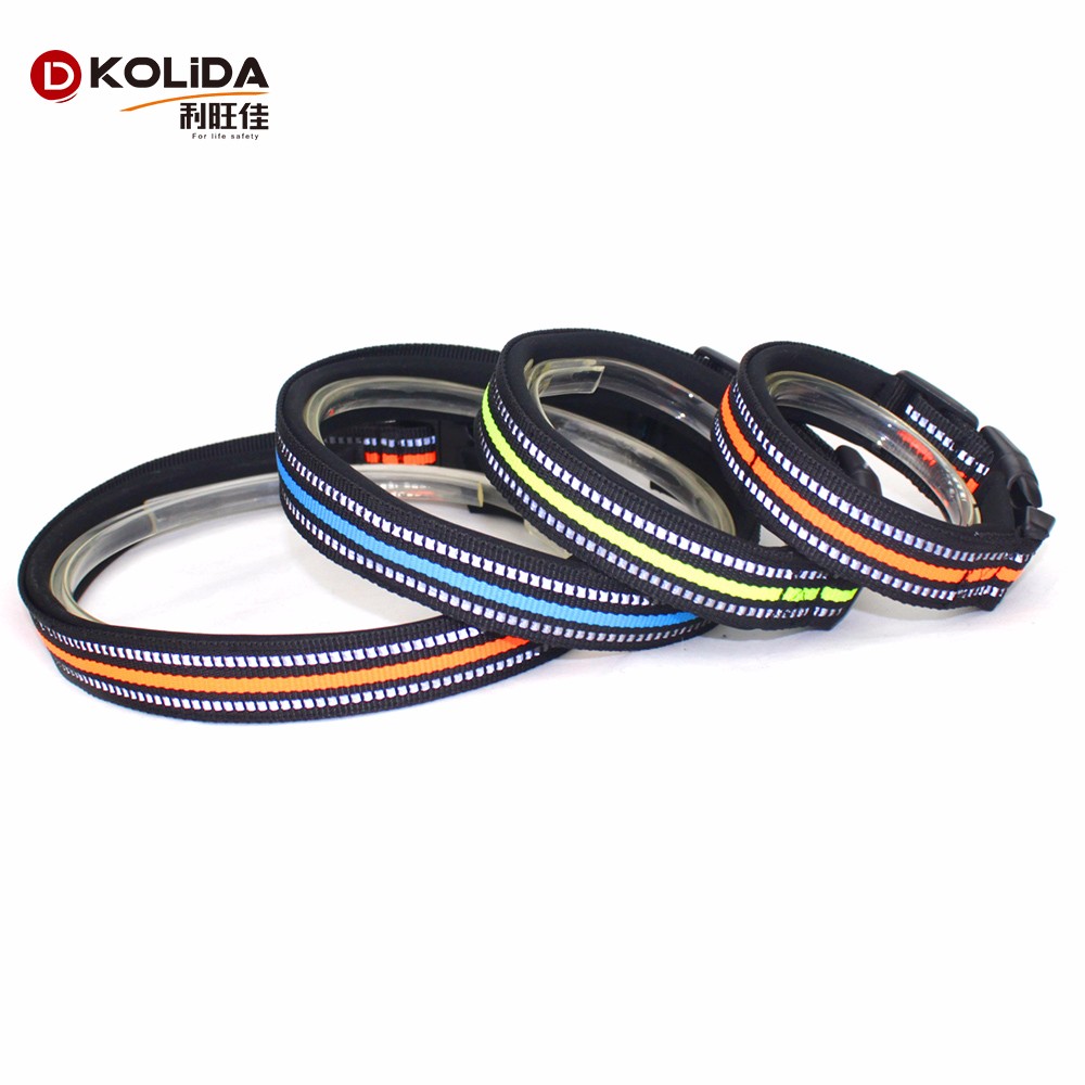 Adjustable Reflective Plain Nylon Webbing Neoprene Dog Collars For Safety