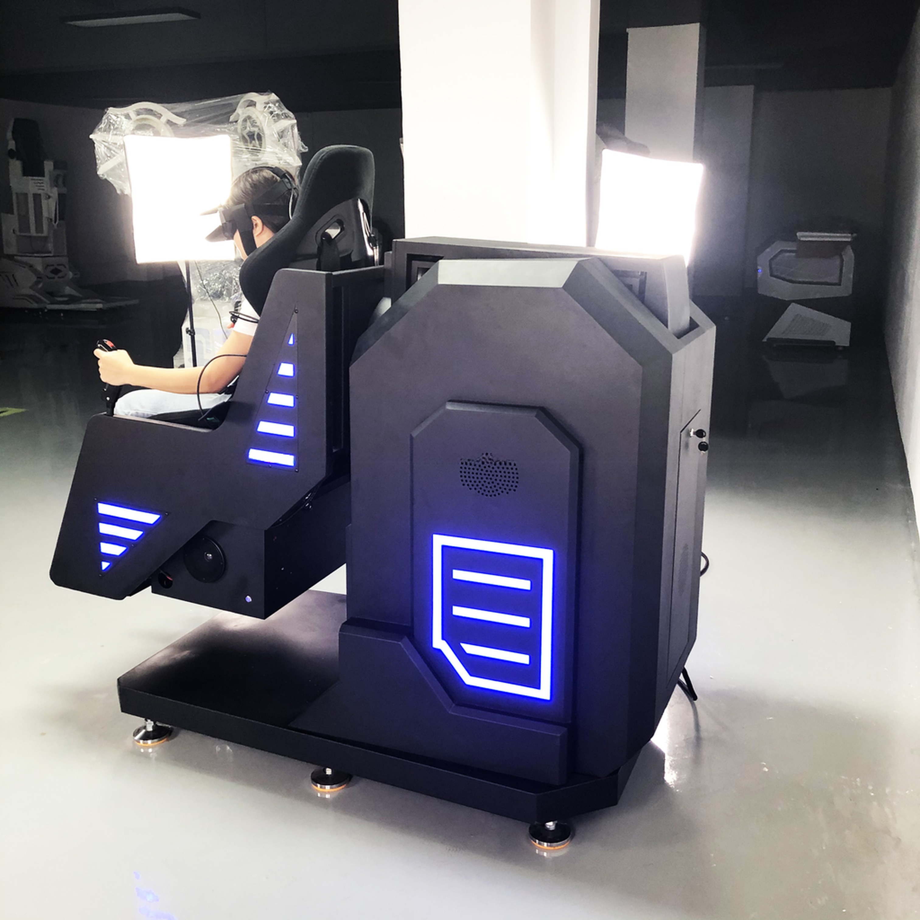 Small packing vr machine 9d virtual reality 360 degree vr roller coaster equipment for sale