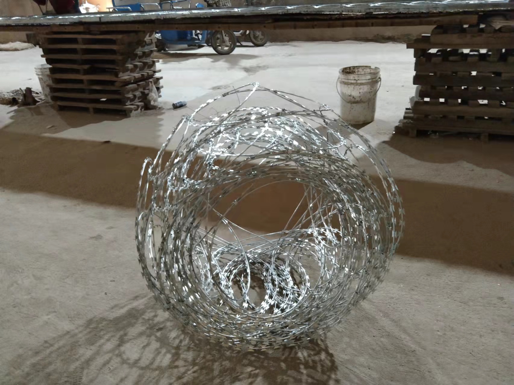 flat wrape razor wire 