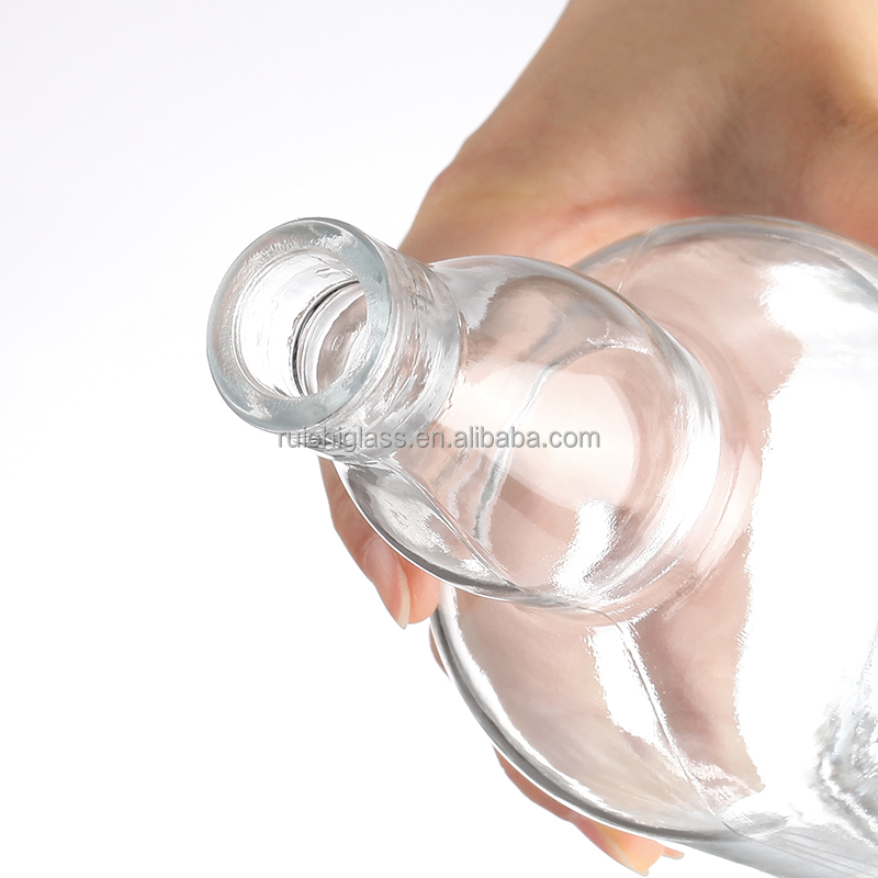 Whiskey Glass Bottle 700ml 1000ml Square Glass Bottles with Aluminum Plastic PP Collar