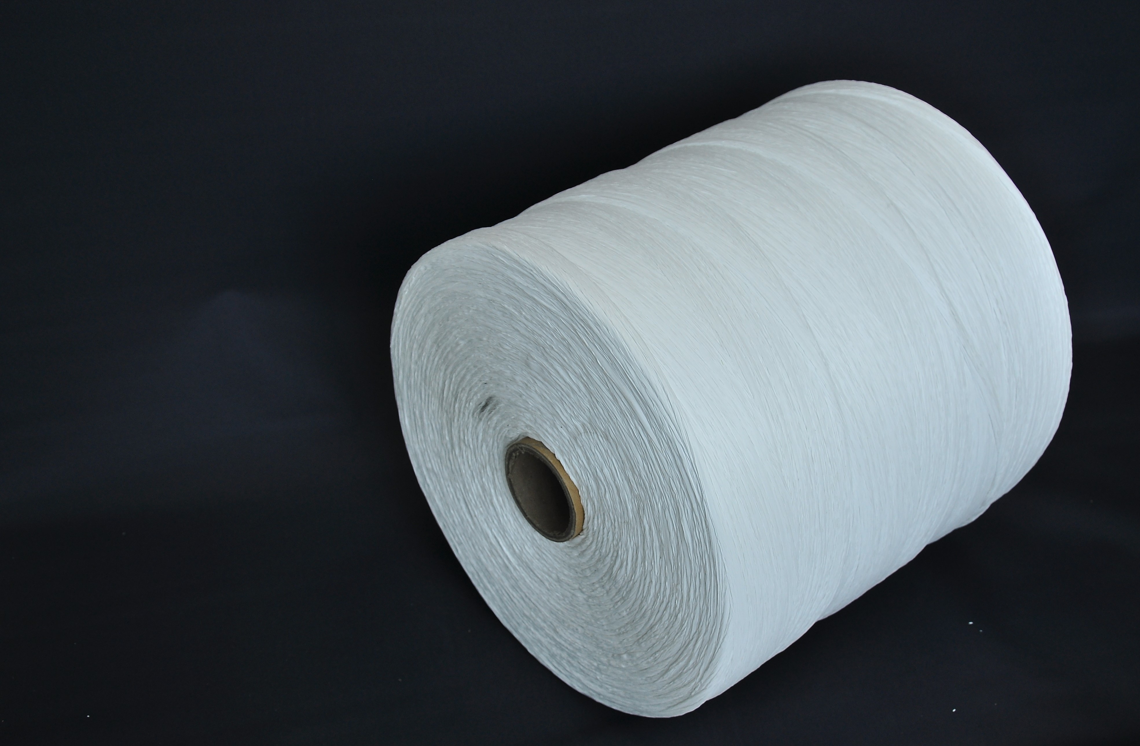 No Knot Cable Filling PP Fibrillated Yarn 20000D Flame Retardant and High Temperature Resistant Filler Rope