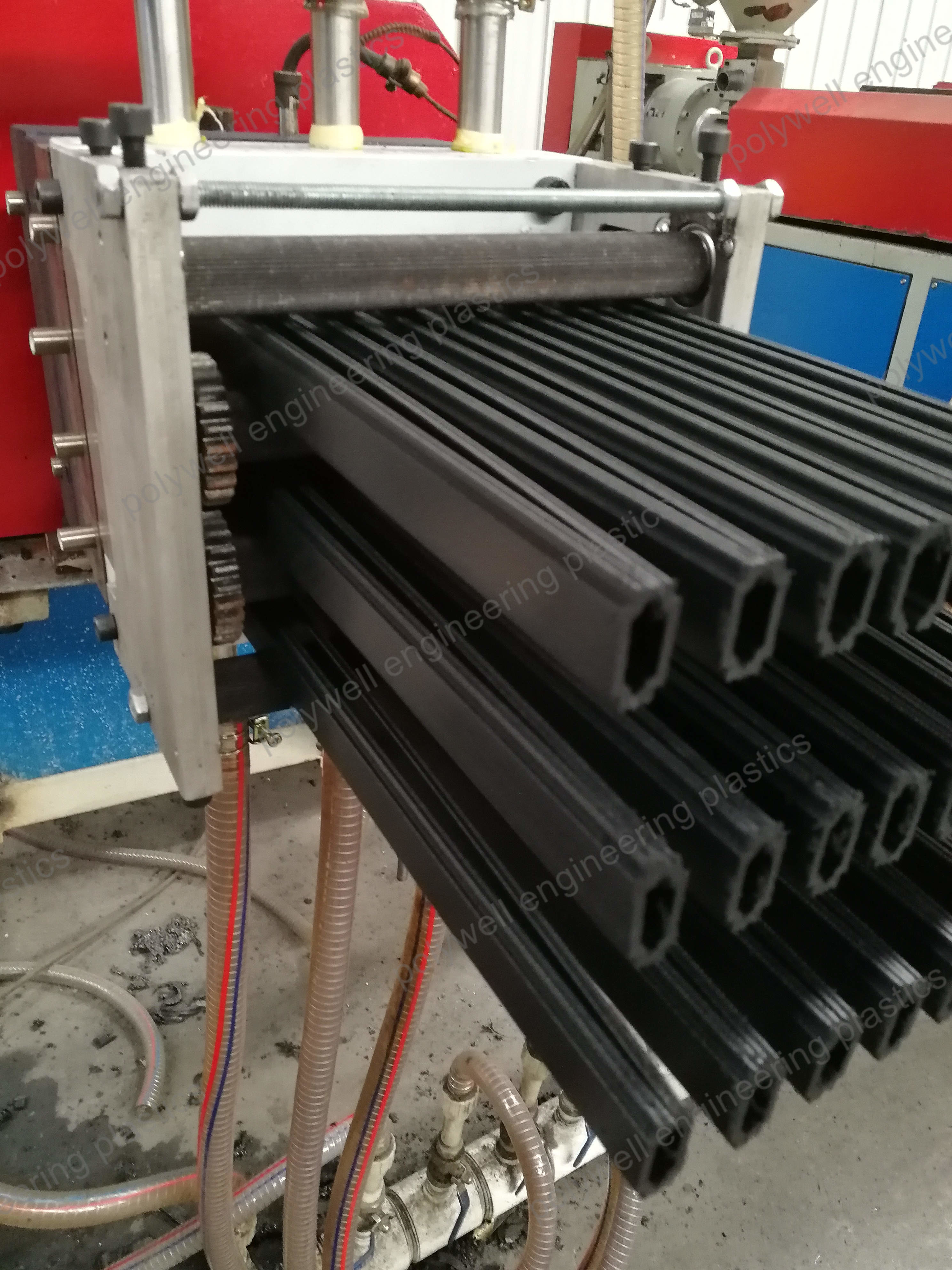 Nylon PA66 GF25 Heat Thermal Break Bar Strip For Aluminium System Windows And Doors