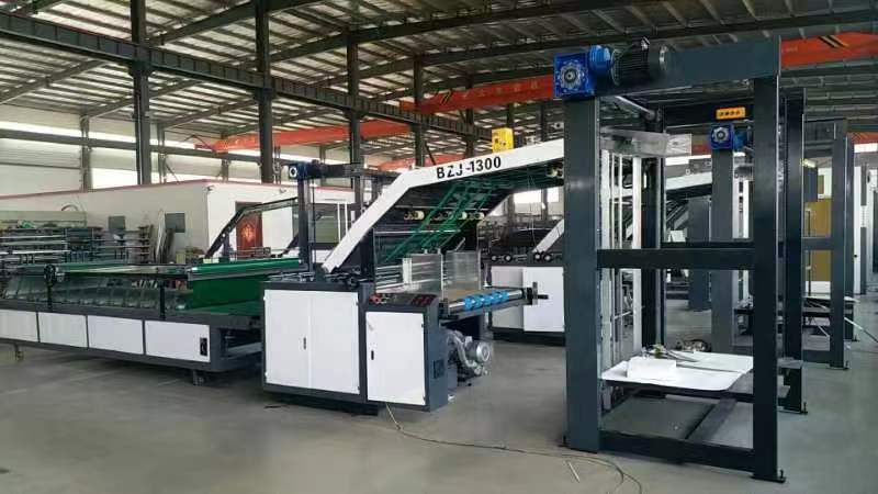Semi-automatic Double Piece Corrugated Box Stitching Machine for Flexible Production
