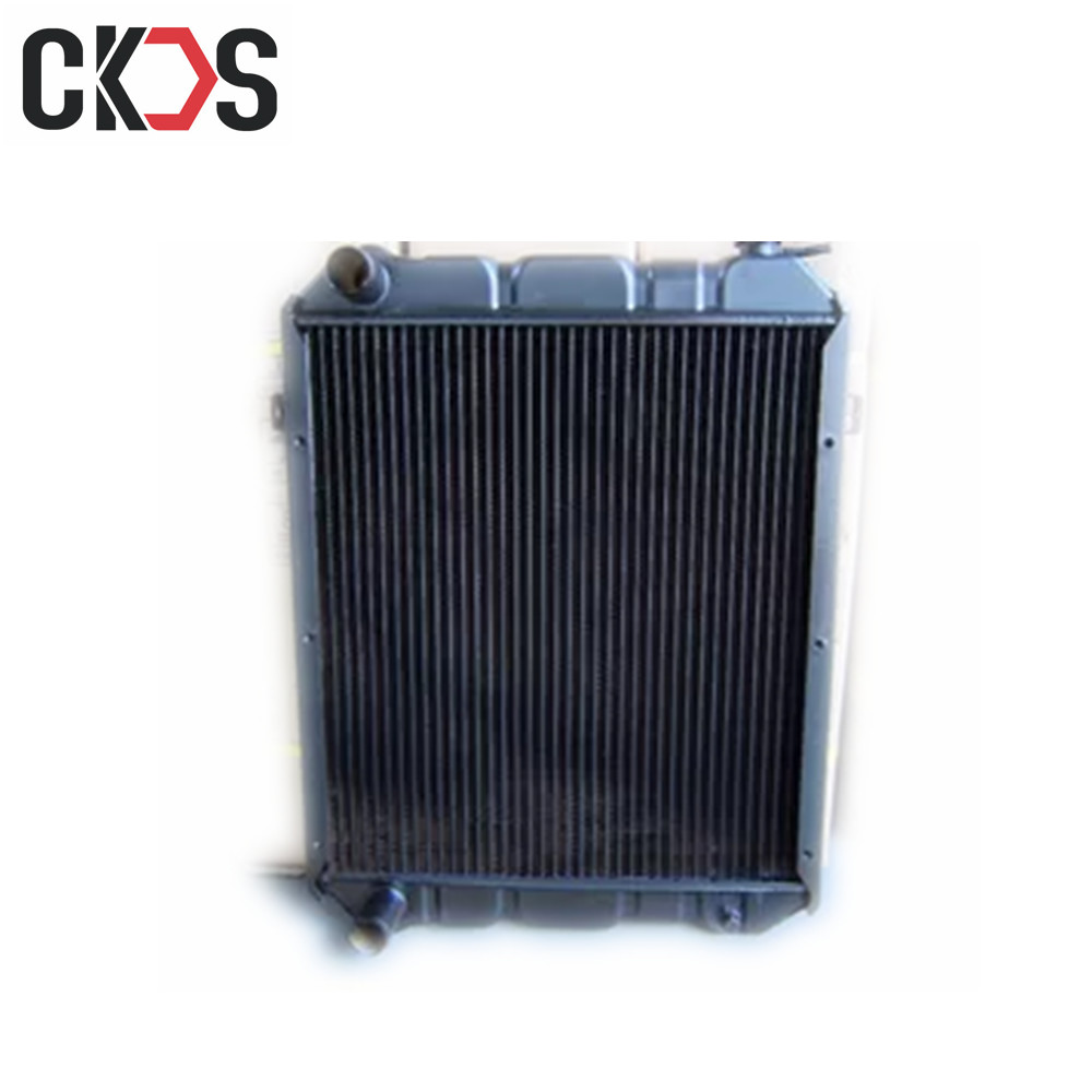 Isuzu ELF 6.8T Engine Radiator Japanese Truck Spare Parts