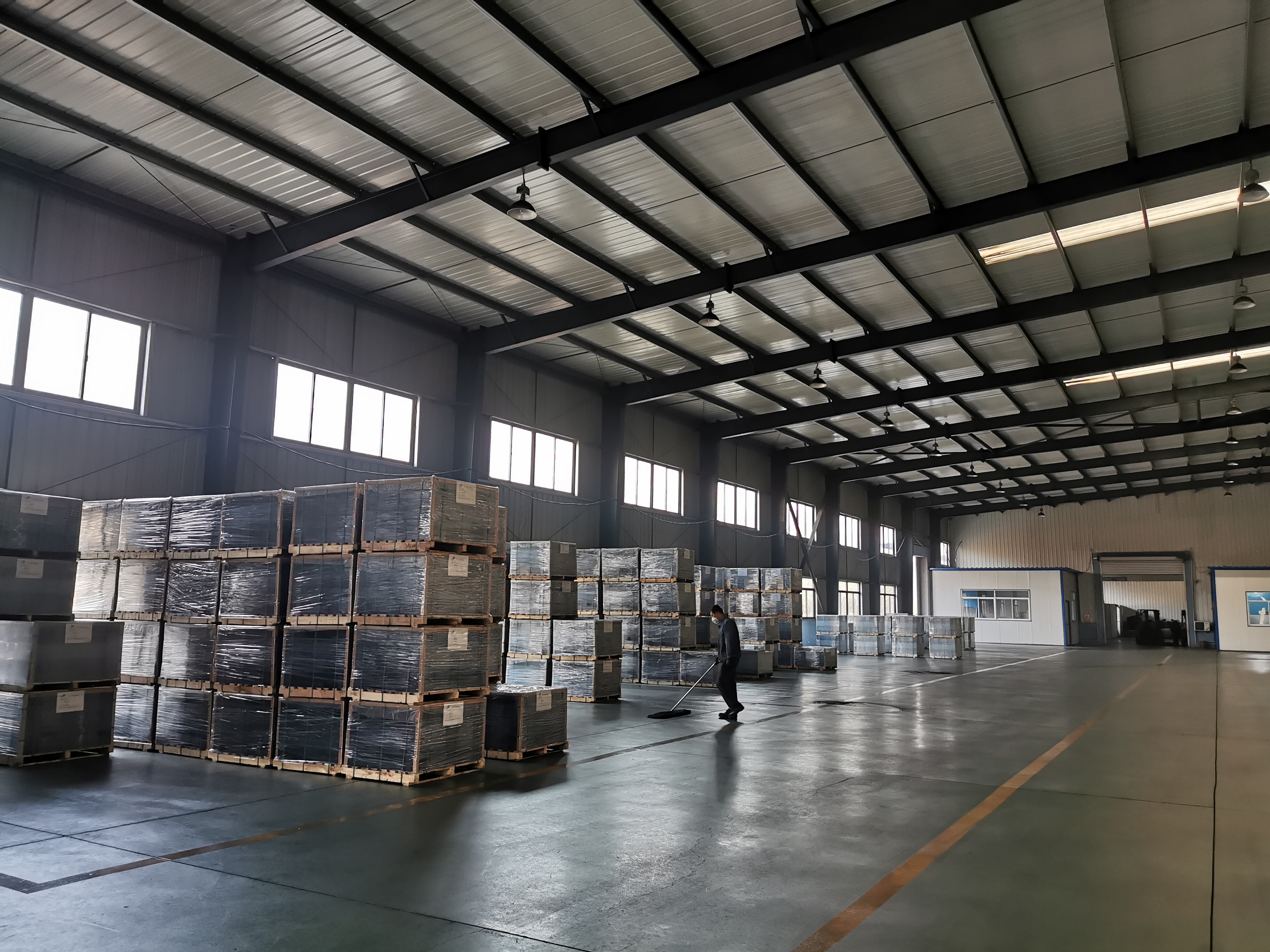 Super-Class Refractoriness Magnesia Carbon Bricks for Temperature Electric Furnace