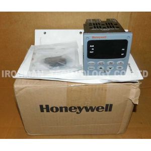 UDC3200 Controller Universal Digital Controller 3200-C0-000R-210-00000-E0-0