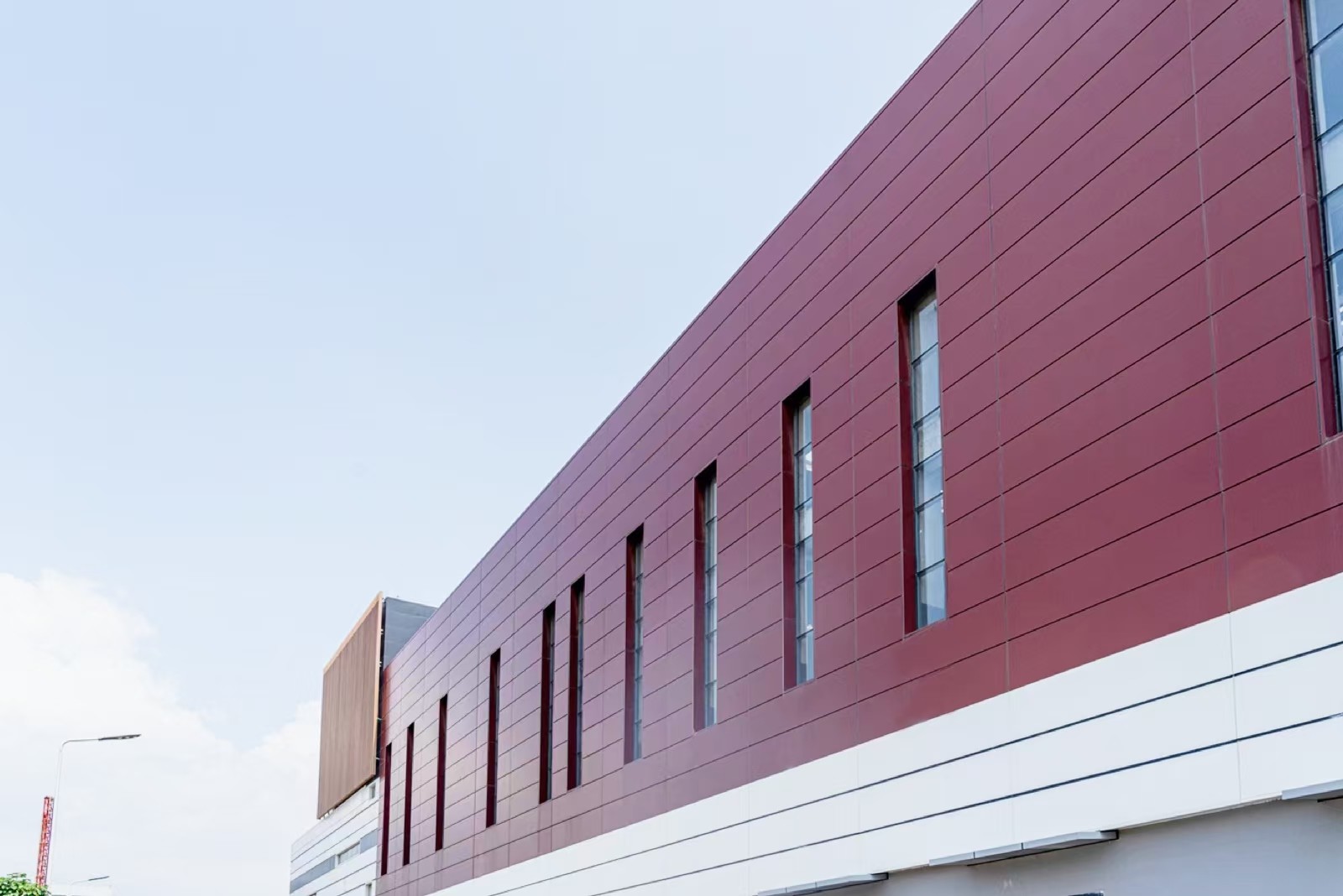 Design, Fabrication And Delivery Of Prefabricated Steel Structure Warehouse Construction
