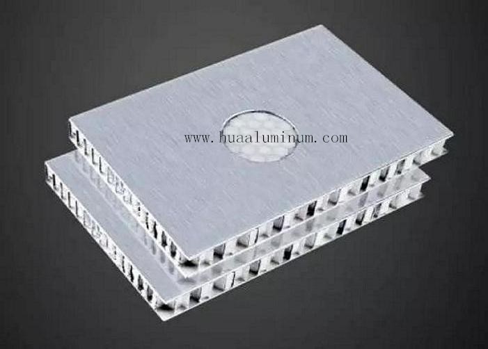 Anti Scratch Curtain Aluminium Honeycomb Composite Panel 2000mm