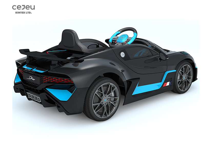 2.4G RC Bugatti Divo Licensed Children Car With Big Size 128x72x47cm