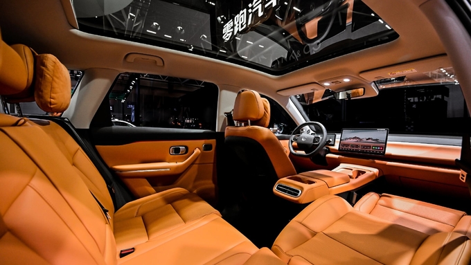 Pre Sale Leapmotor'S First Global SUV 530 Km Of Range Leapmotor C10 2024 New Energy Vehicle