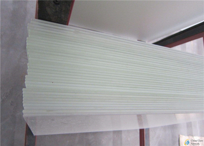 3.2mm Thickness Clear Solar Panel Glass Grade A For Solar Energy Products