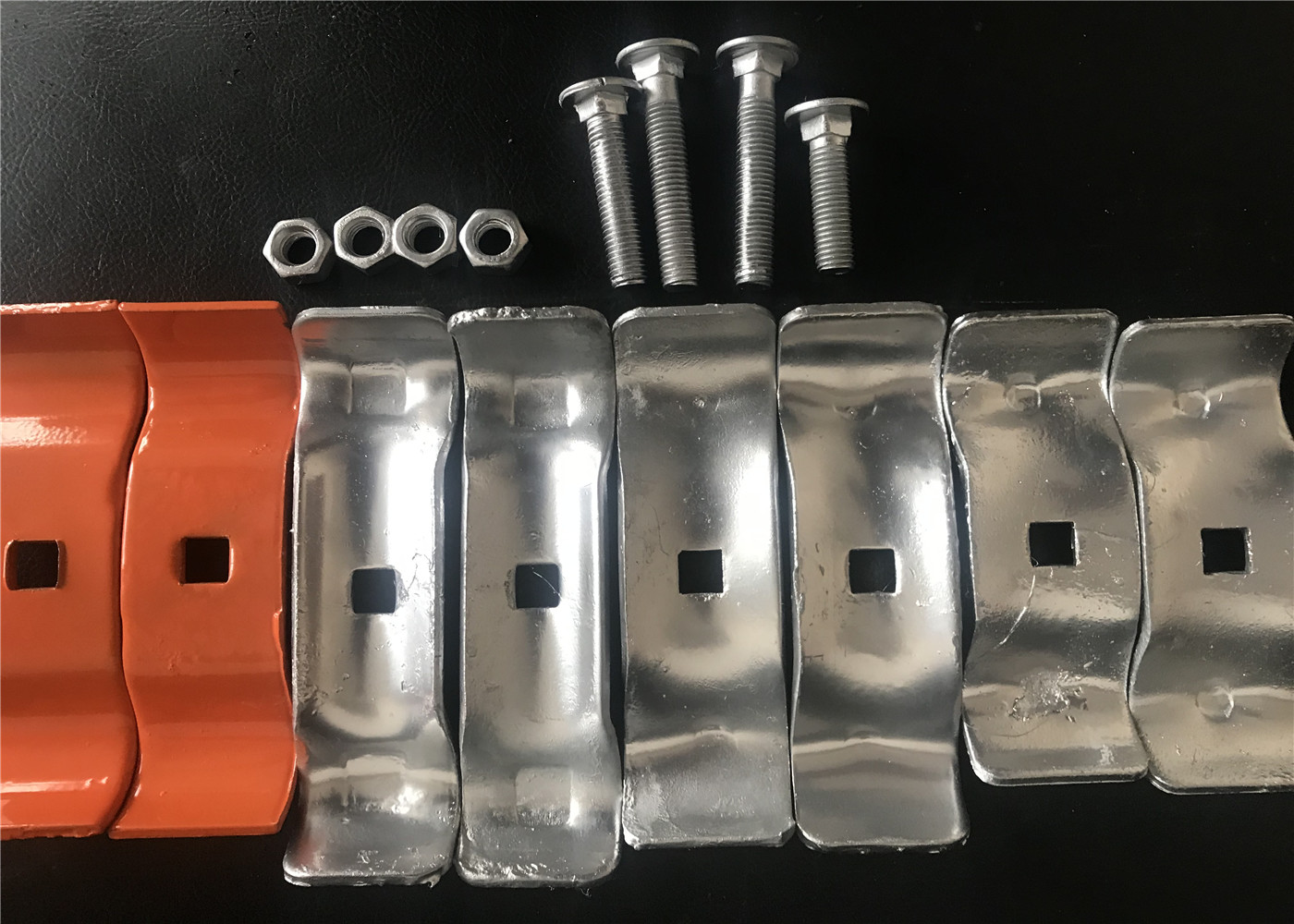 32mm outer diameter clamp Hot dipped Galvanized and Powder Coated Available Customized you own size Clamp