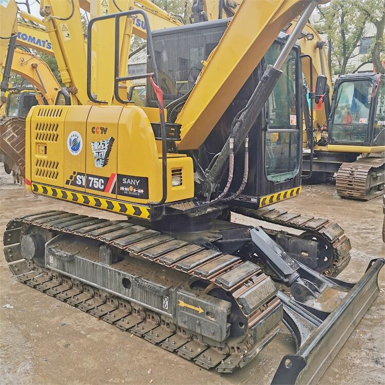 6.1m Transport Length Used SANY75C Excavator with ISUZU Engine Made in 2020 Model
