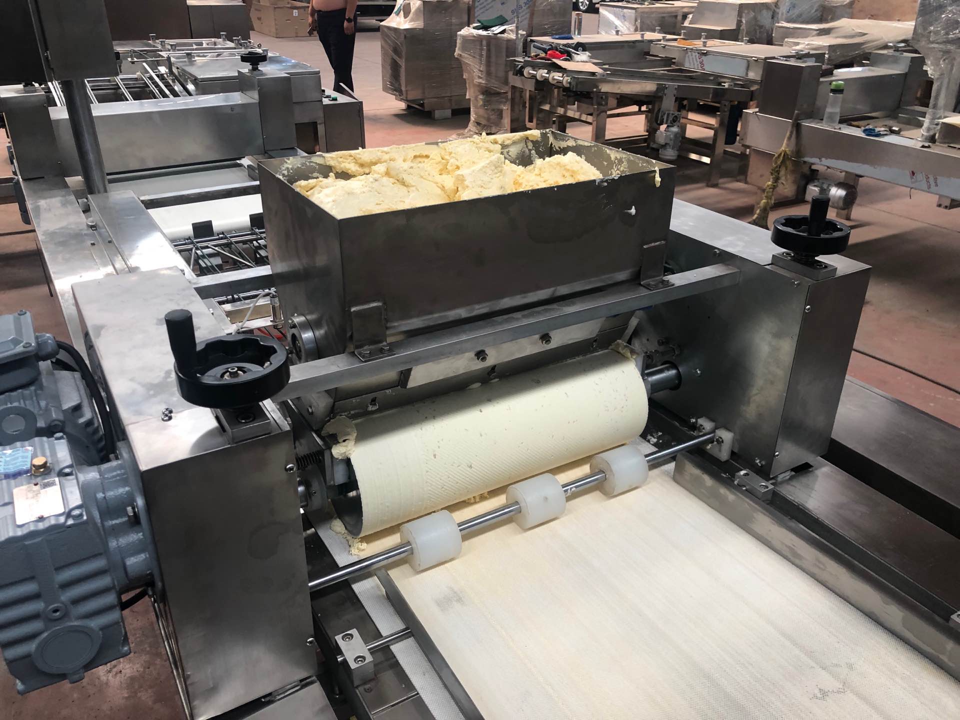 Full Auto 27 Plate SEW Motor Wafer Biscuit Making Machine