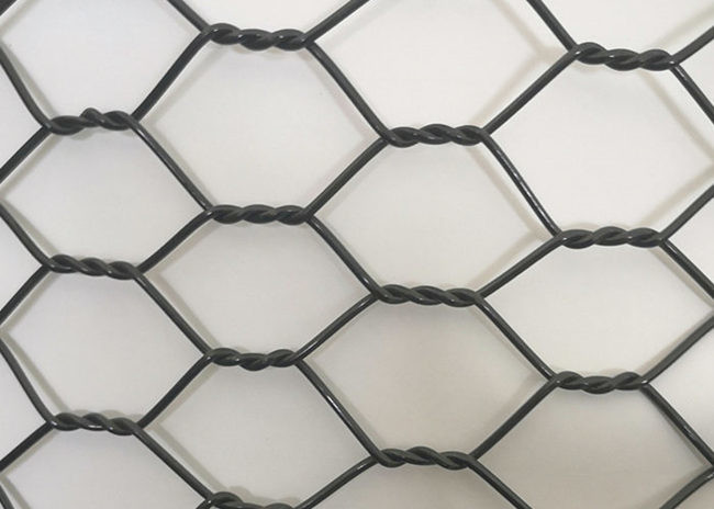 50mm* 60mm Twist Hexagonal Gabion Wire Netting Polyester OEM