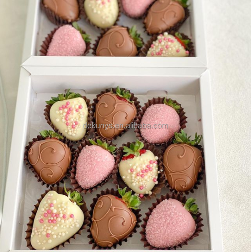 Folded White Strawberry Chocolate Container Box Packing With Clear Window