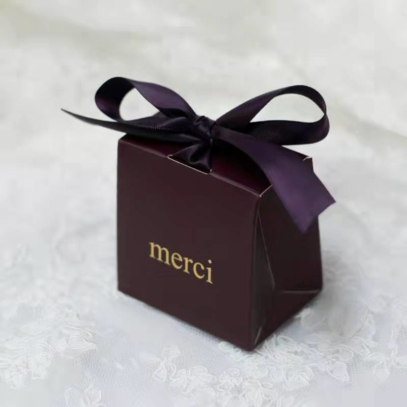 Customizable Candy Chocolate Wedding Food Packaging Box Eco Friendly With Ribbon Bow