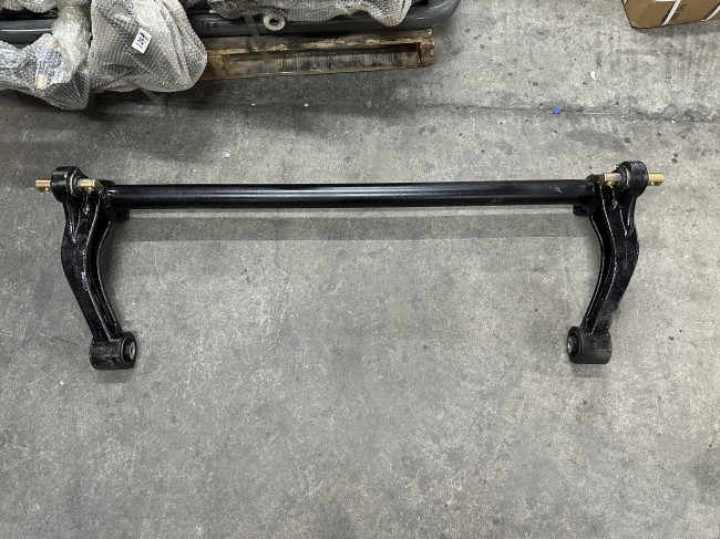 Front Axle Beam 810-41715-6016 HOWO Truck Parts HOWO T5G SITRAK C7H MC11 MC13