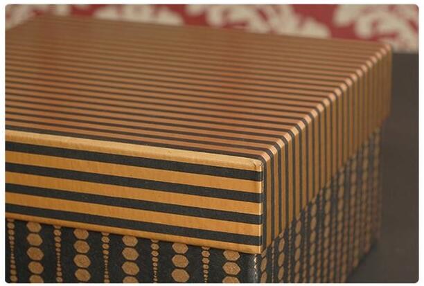 Free sample Luxury velvet drawer packaging perfume custom paper box with logo stamping golden,headband packaging box for