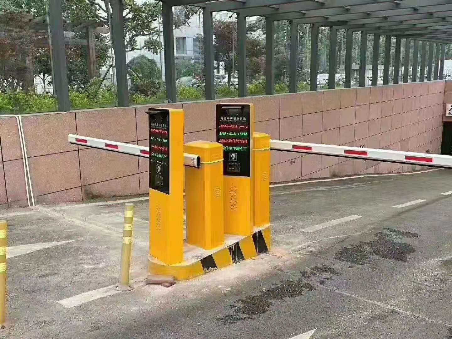 High Speed 4.5m Boom Traffic Barrier Gate Number Plate Recognition