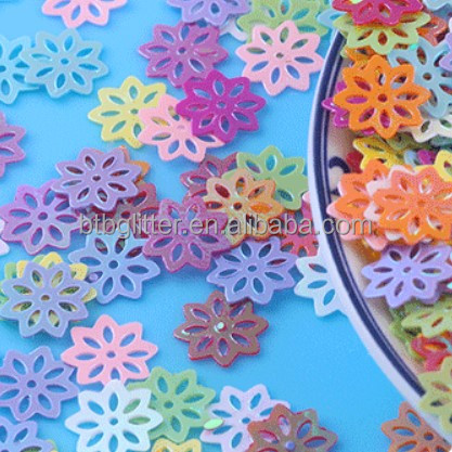 1 Color Printing Sequin Flowers Shaped Glitter Mixed Color with Butterfly Clover Fish Dog Pow Playboy Glitter Shapes Sequins