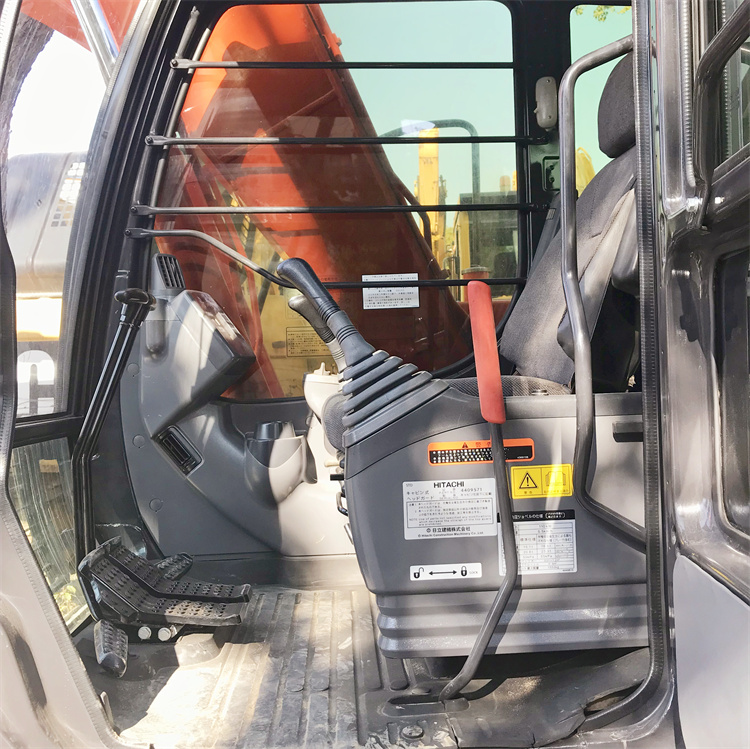Used Original Japan Hitachi Zx120 Excavator Zaxis120-6 with Original Hydraulic Pump