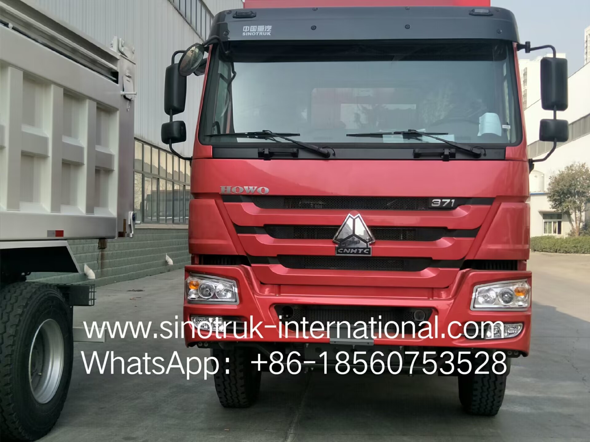 Red HOWO SINOTRUK Dump Truck 10 - 25 Cubic Meter Load 25 - 40t ZZ3257N3847A