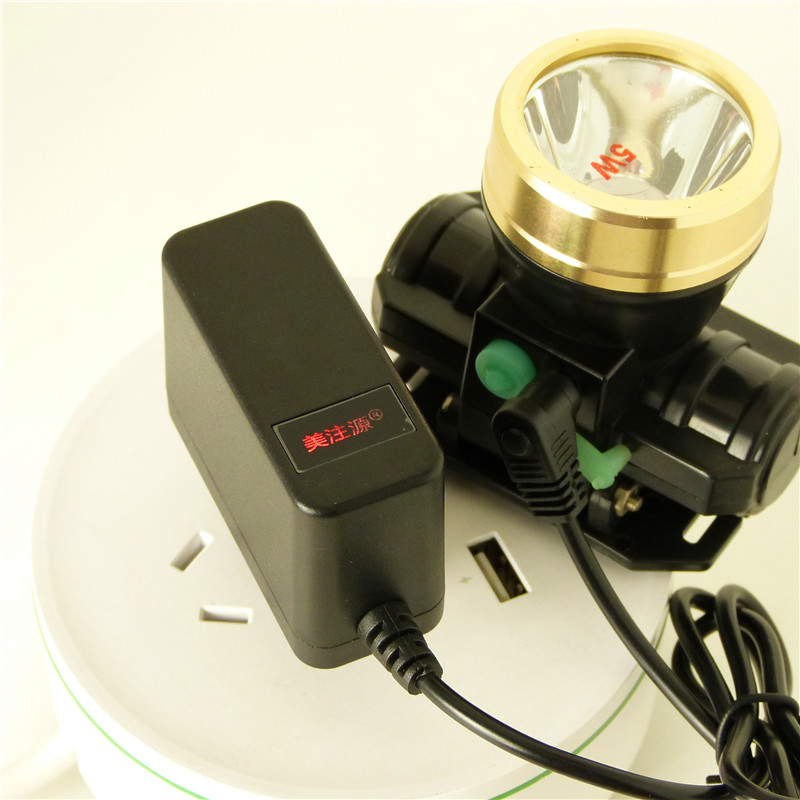 EU Plug In Li Ion Plug In Battery Charger 4.2V350mA Output Voltage High Efficiency