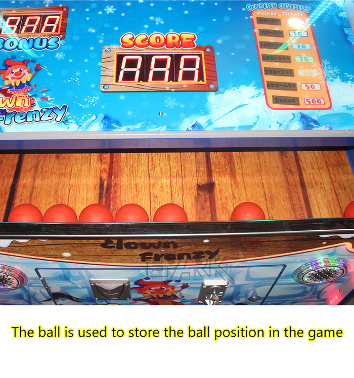 Key Master Clown Frenzy Throw Ball Redemption Game Machine 150W 350W