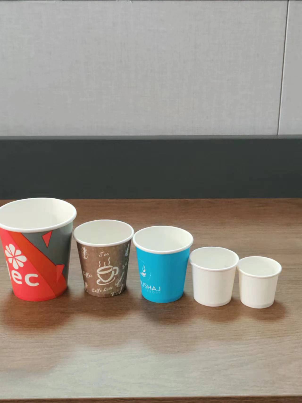 Power Supply 50/60HZ Small Paper Cup Production Machinery 100-110pcs/Min in Pakistan 2200*1350*1900mm