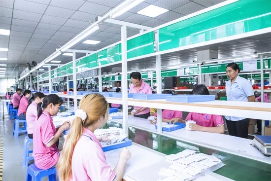 China 5G 4G LTE Full Band External Antenna with 7 dBi Gain and Operation Temperature -20˚C to +60˚C High Gain Rubber Rod Antenna on sale